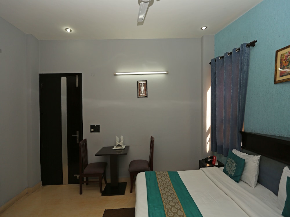 OYO 3662 Galaxxy Inn