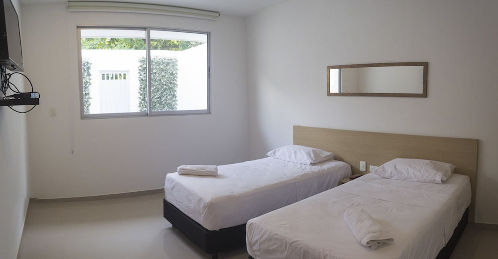 Color Hostel