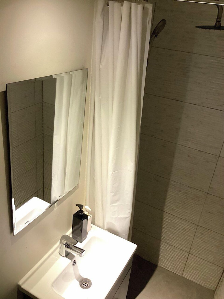 hostal low cost