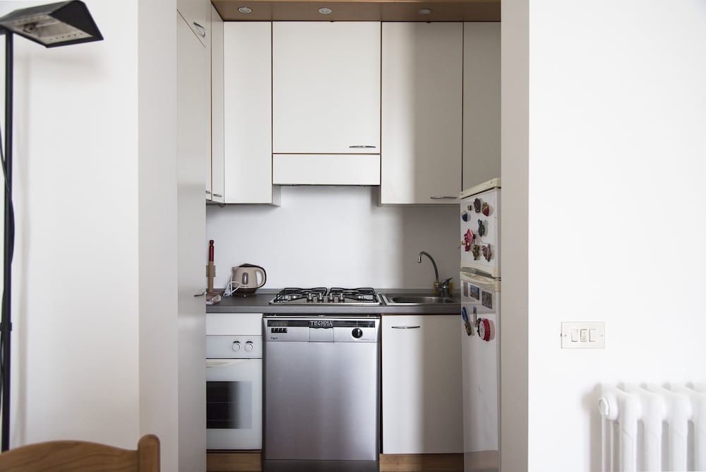 Bright & Cozy Flat near Navigli, Iulm, Tortona