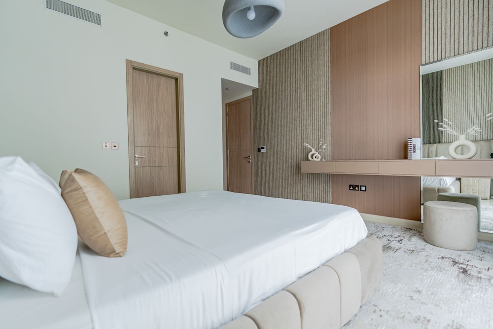 Sophisticated Interior near Hayat Beach