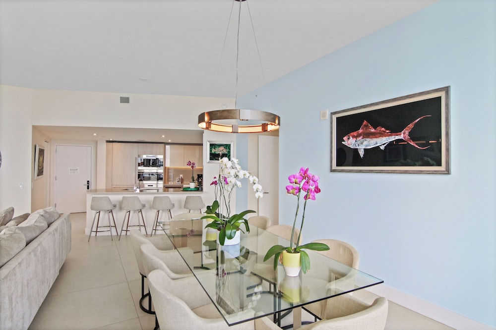 Luxury Penthouse! 4 BDR With Resort Amenities - Image 5