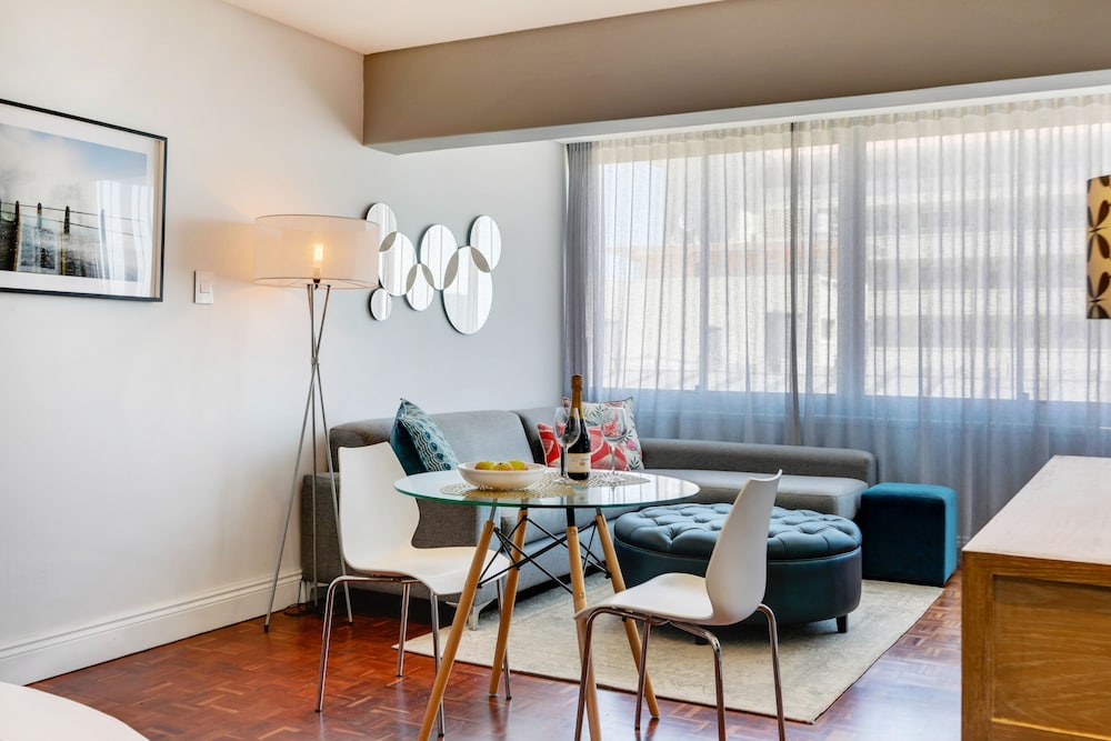 Mouille Point Apartment