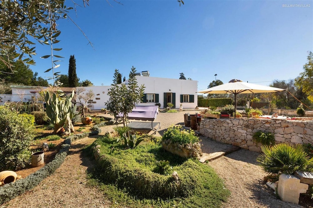 1878 Villa Itaca Garden