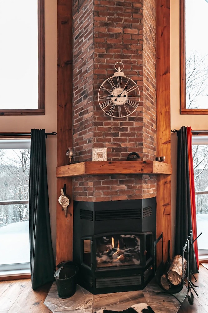 The Pika - Beautiful Mountain-top Cottage With 23 Acres of Private Land With Hiking