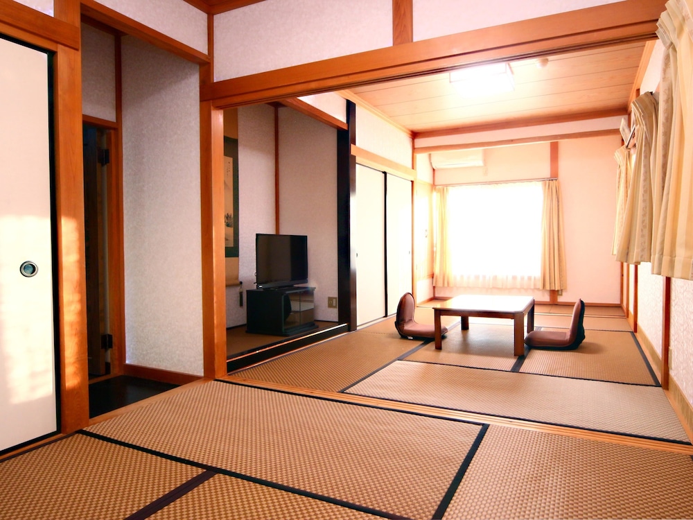 Japanese Style Pension Tamure view 2
