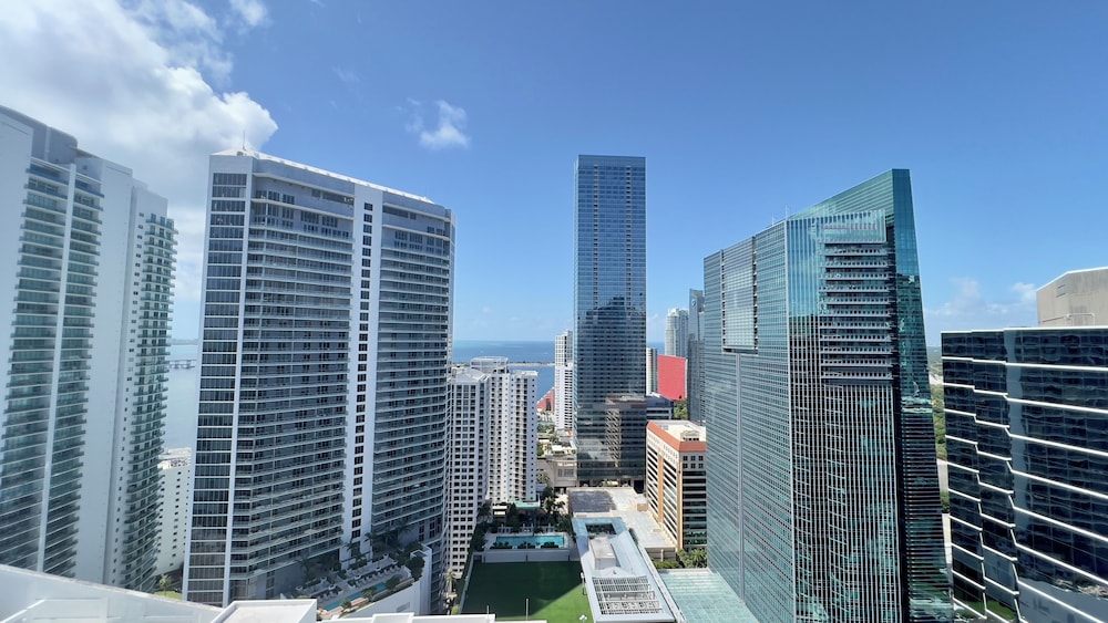 Brickell City Bay View FREE Parking