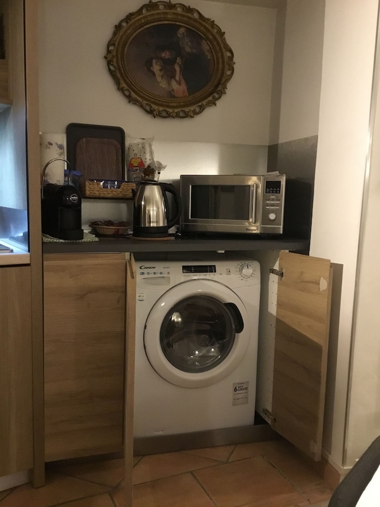 Near Ifo Roma Sweet Home Studio Apartment