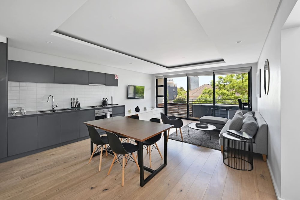 Quiet 2-bed Green Point Retreat Rooftop Pool BBQ