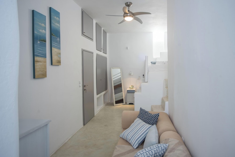 Apleton Villas Paros
