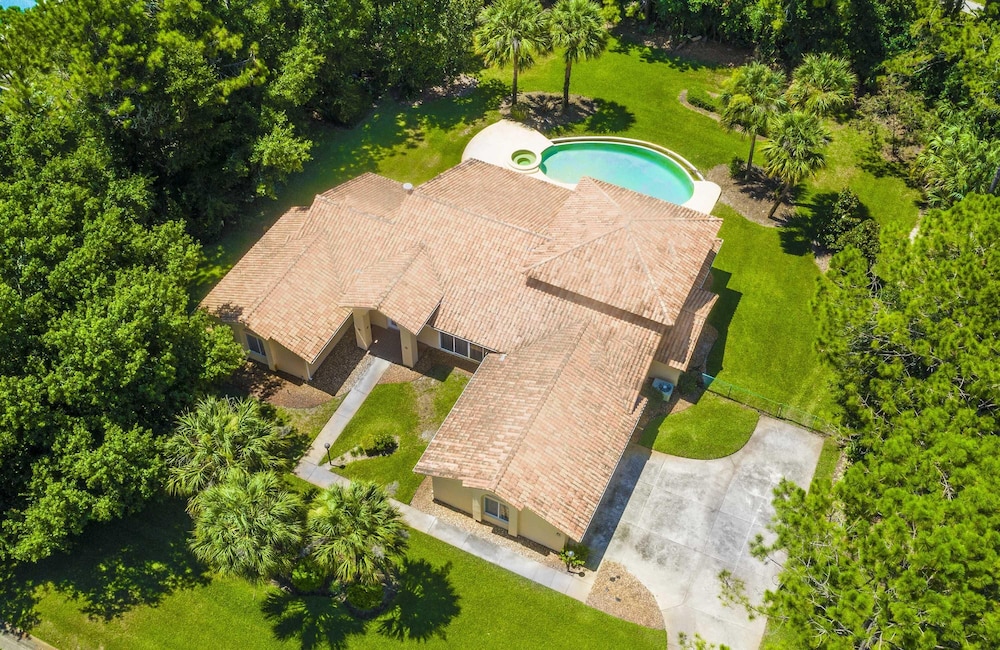 Clermont Vacations - Swiss 41 - Golf Course - Property Image 2