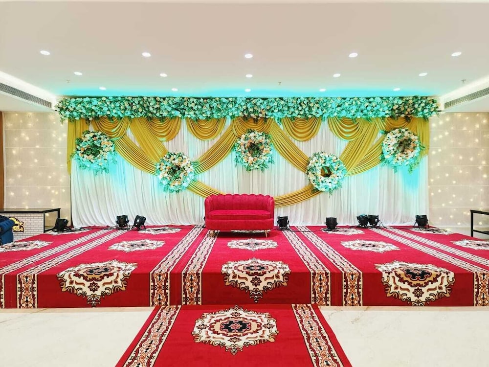 MURLI HOTEL LUXURY ROOMS