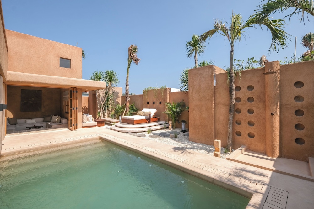 Villa Miyah at Bocoa Villas