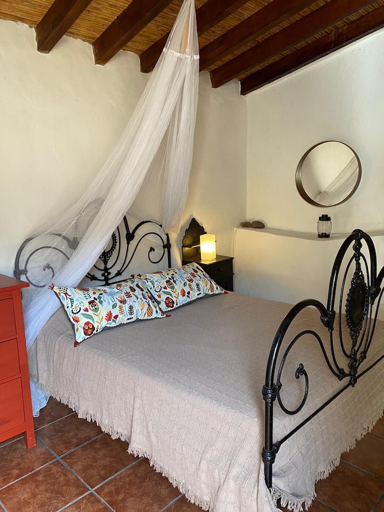 4BR Heaven Close to Nature and Ocean in Quiet Setting