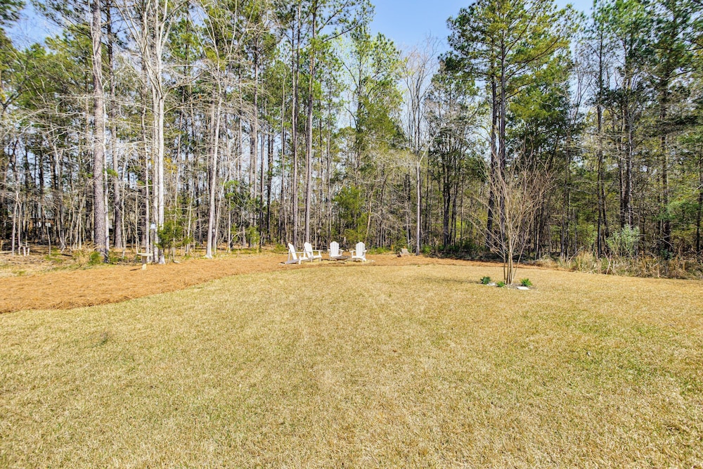 4 Mi to Marina & Boat Ramp: Lake Murray Getaway!