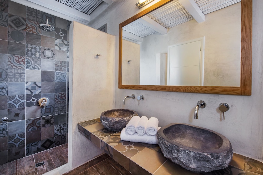 Gonia Residence