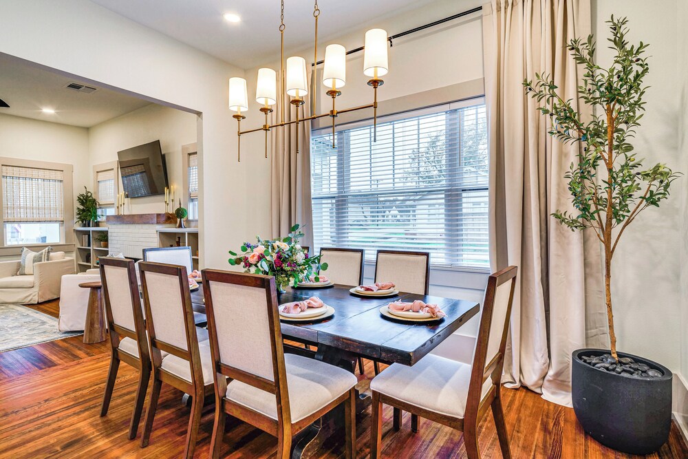 1/2 Mi to Downtown Shops: Brenham Home w/ Fire Pit