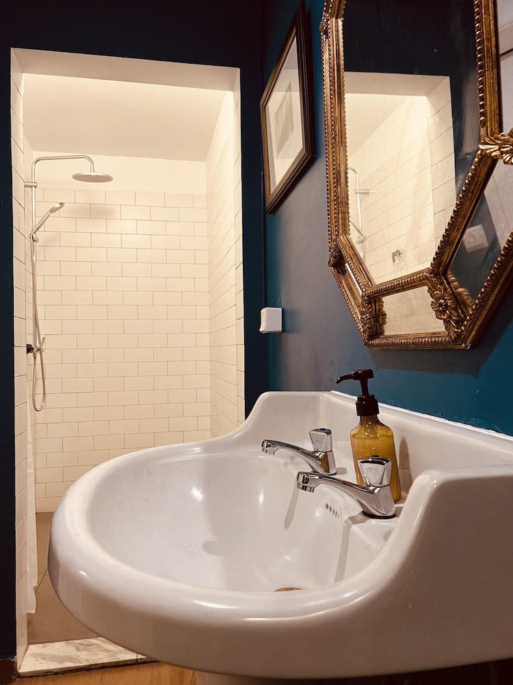 Sintra 1012 Boutique Guest House view 2