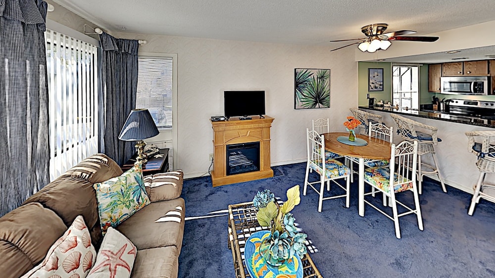 Arcadian Dunes 13-151 2 Bedroom Condo