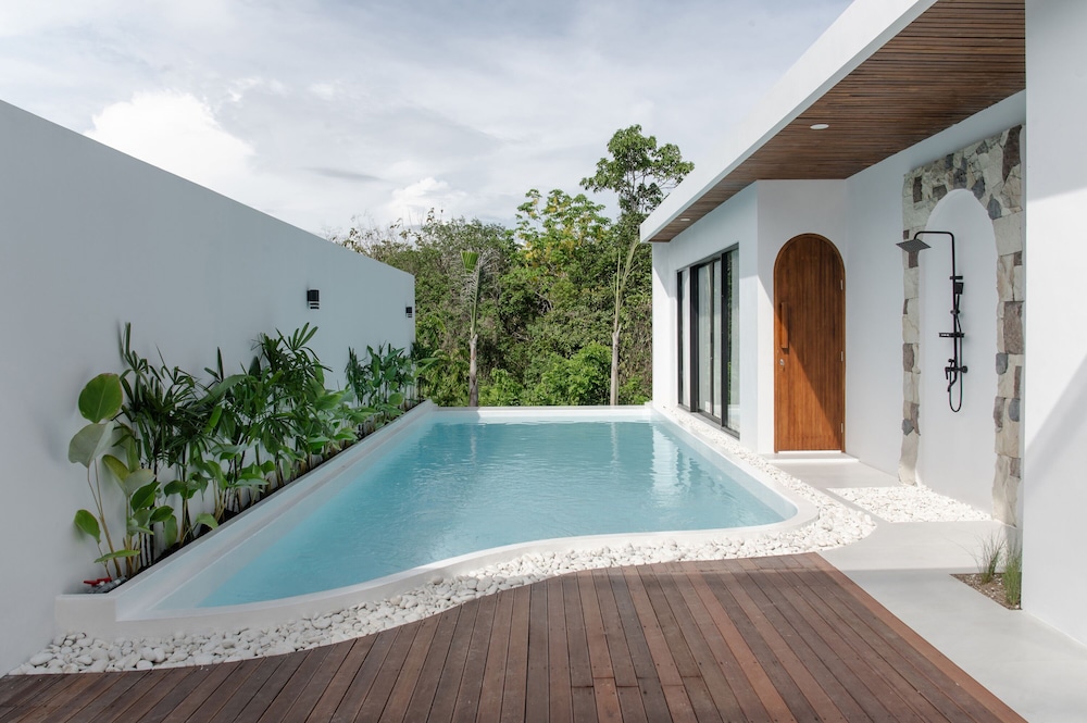 Wild Paradise Villa - 2 Bedrooms