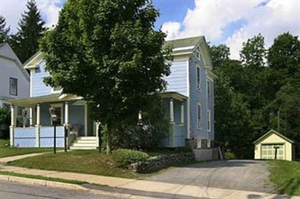 Photo 8