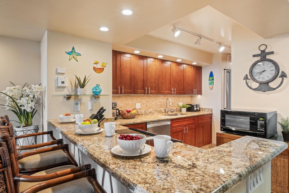 Kahana Villa E609 in Lahaina