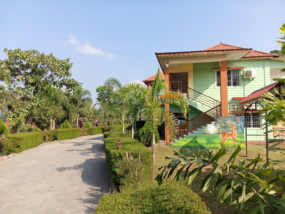 RESORT RUPKATHA