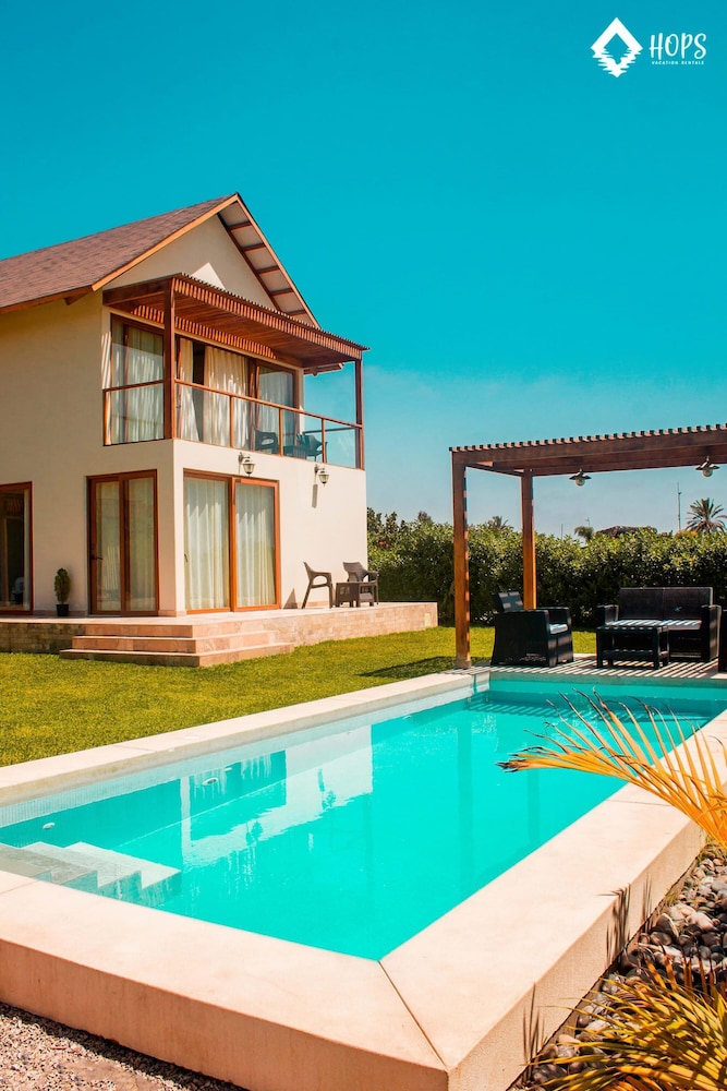 HOP Lago MAR Exclusiva en Playa de Chincha view 2