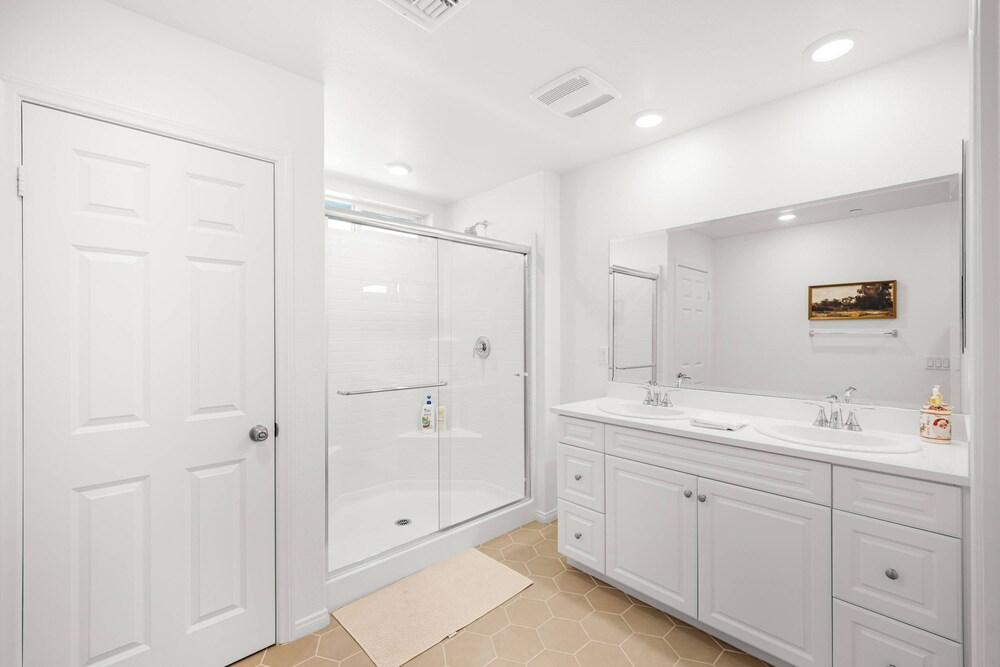 @ Marbella Lane - Rejuvenating Single-family Home