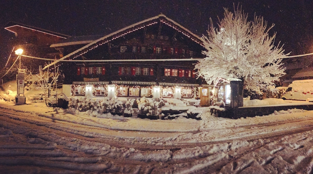 Hotel Auberge de la Poste Les Diablerets - Image 1