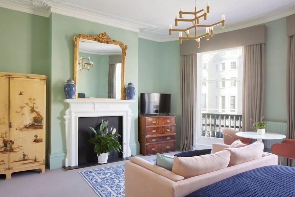 Lansdowne House