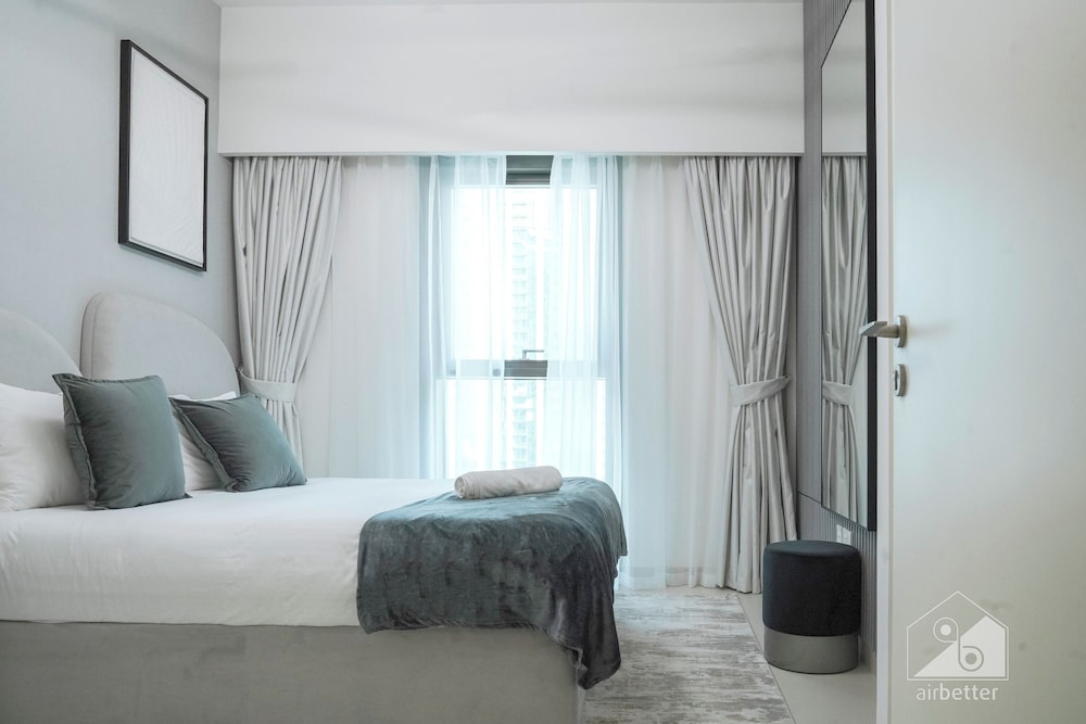 Burj Crown Luxurious 3bedroom Balcony