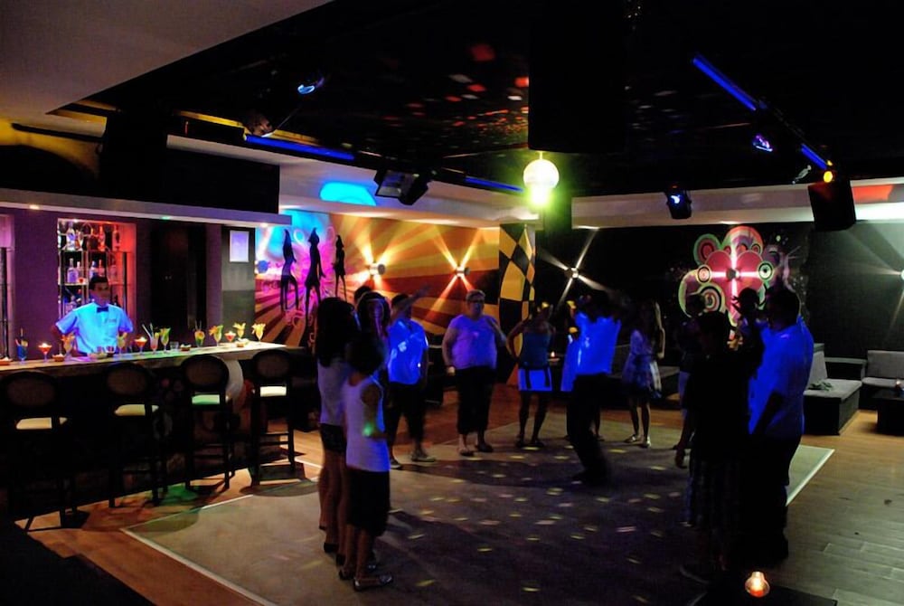 Side Breeze Hotel - All Inclusive