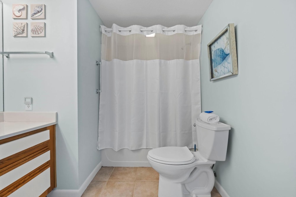 Romar Place 903