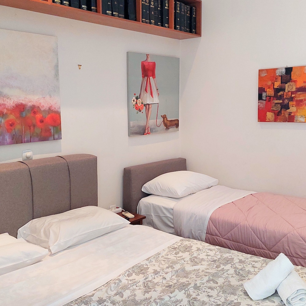 Modern Apartment in Athens Center