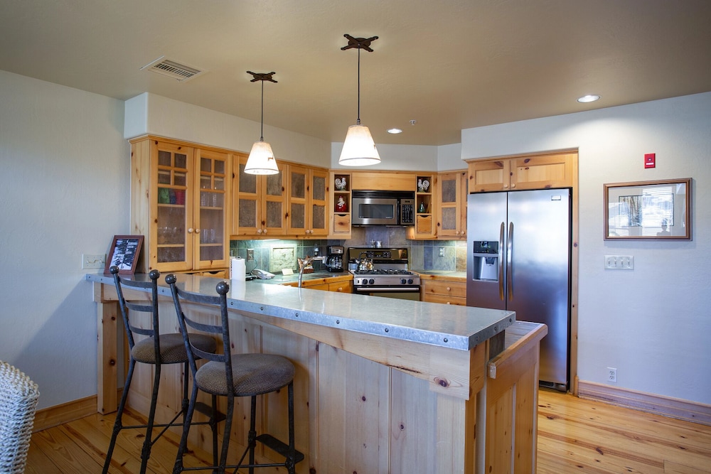 3 Bedroom Condo - The Lodges at Deer Valley 3 Condo