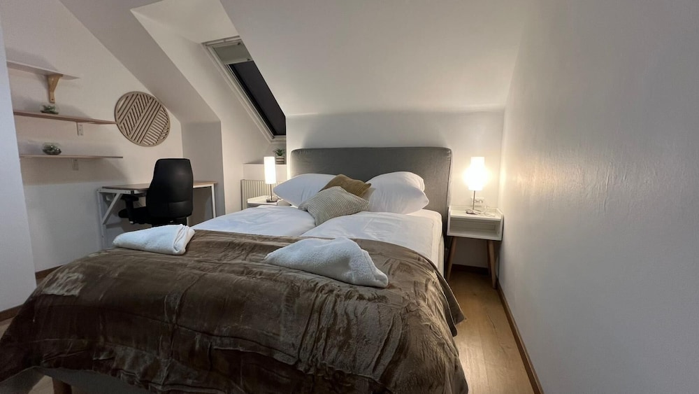 Cozy Room With Balcony Near Rennweg