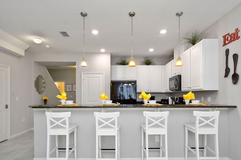 Lovely 4Bd Townhome Near Disney Compass Bay 5122 - Image 5