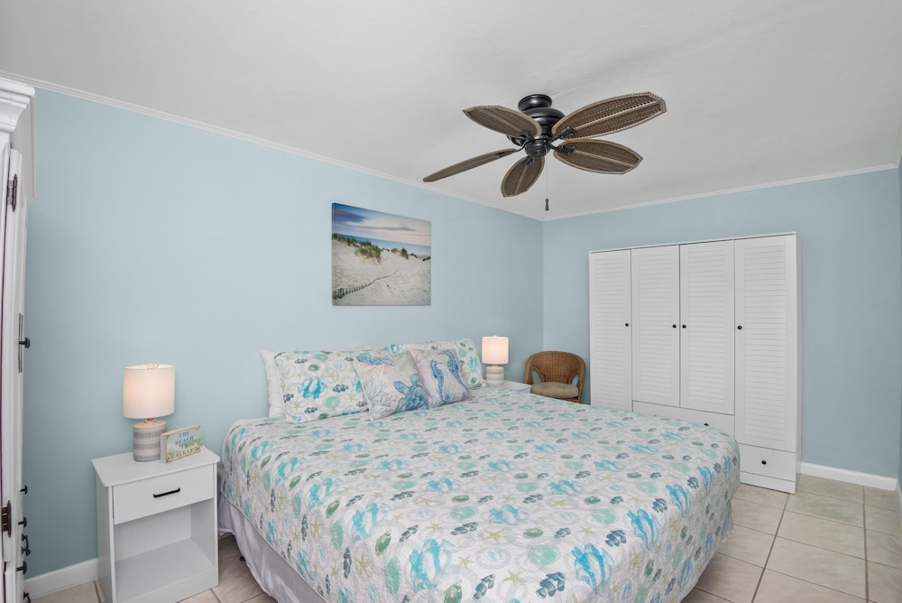 Crescent Shore 201