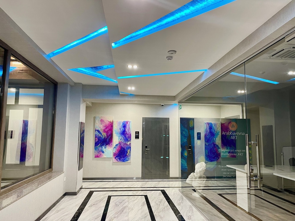 Alpha Plaza