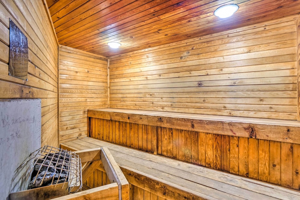 Summit County Vacations - Cozy Silverthorne Condo w/ Balcony Mtn Views! - Property Image 14
