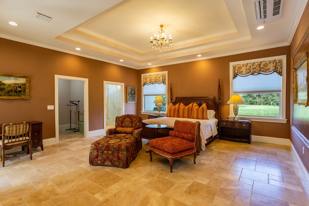 Knickerbocker Estate of Naples 22 view 2