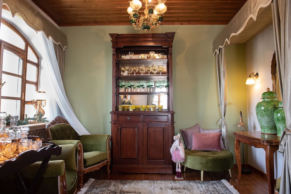 Dandy Villas Nymfaio Snowfairy view 3