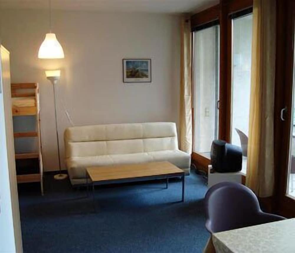 Apartment Engel