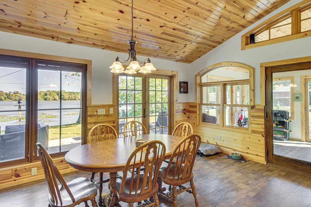 'long Lake Lodge' w/ Watercrafts & Fire Pits
