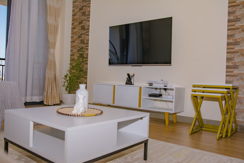 Kijala Suite by Homes By Della