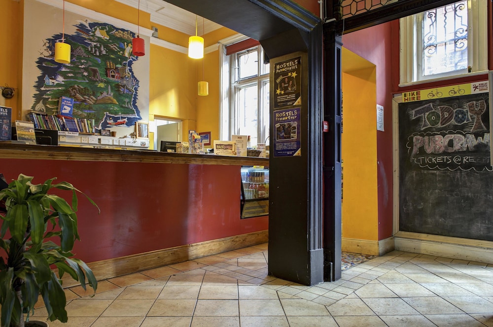 Kinlay House Hostel