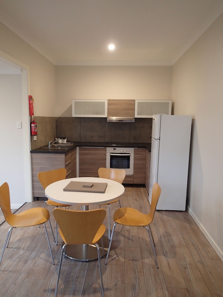 Dungowan Waterfront Apartments