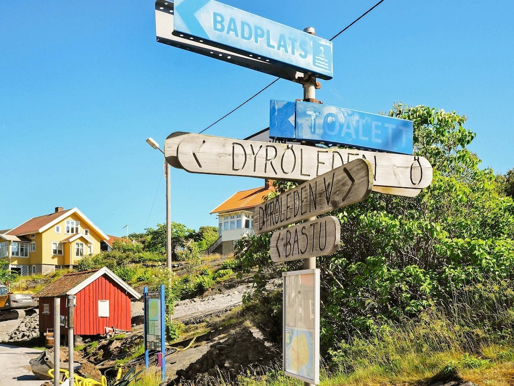 Holiday Home in Dyrön view 3