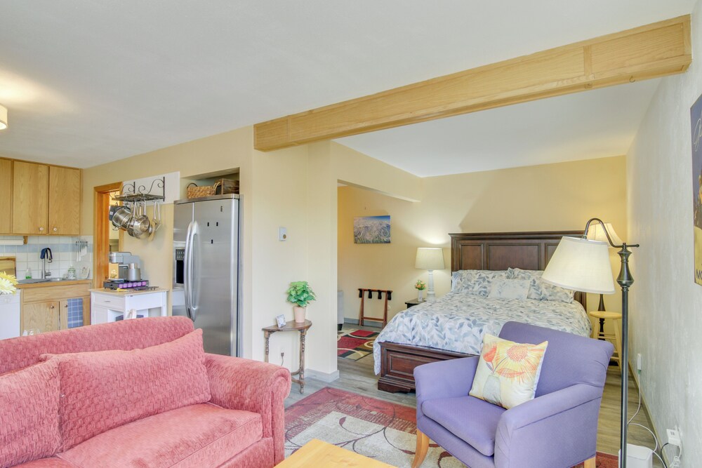 Centrally Located Big Sky Condo: Ski, Hike, Bike!